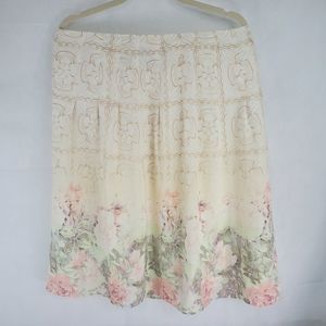 Apostrophe Size 12 Skirt Foral Super Silky Feel